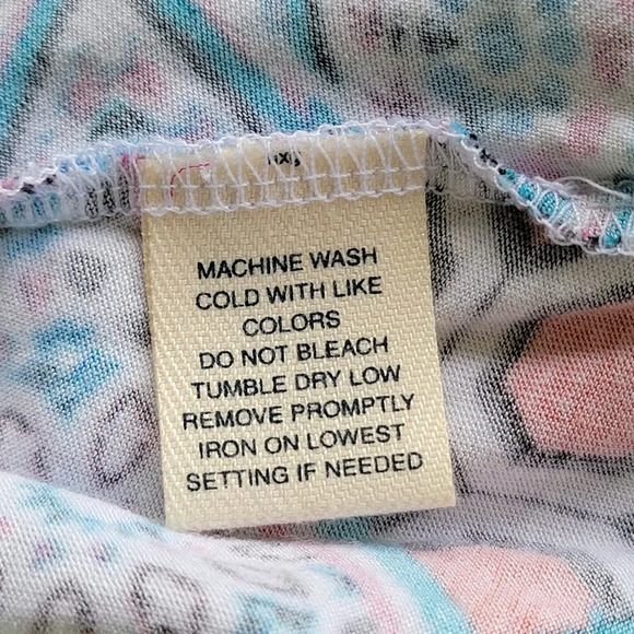 Westbound 3/4 Sleeve Tunic Blouse Asymmetrical Multicolor Womans PM - Picture 9 of 9